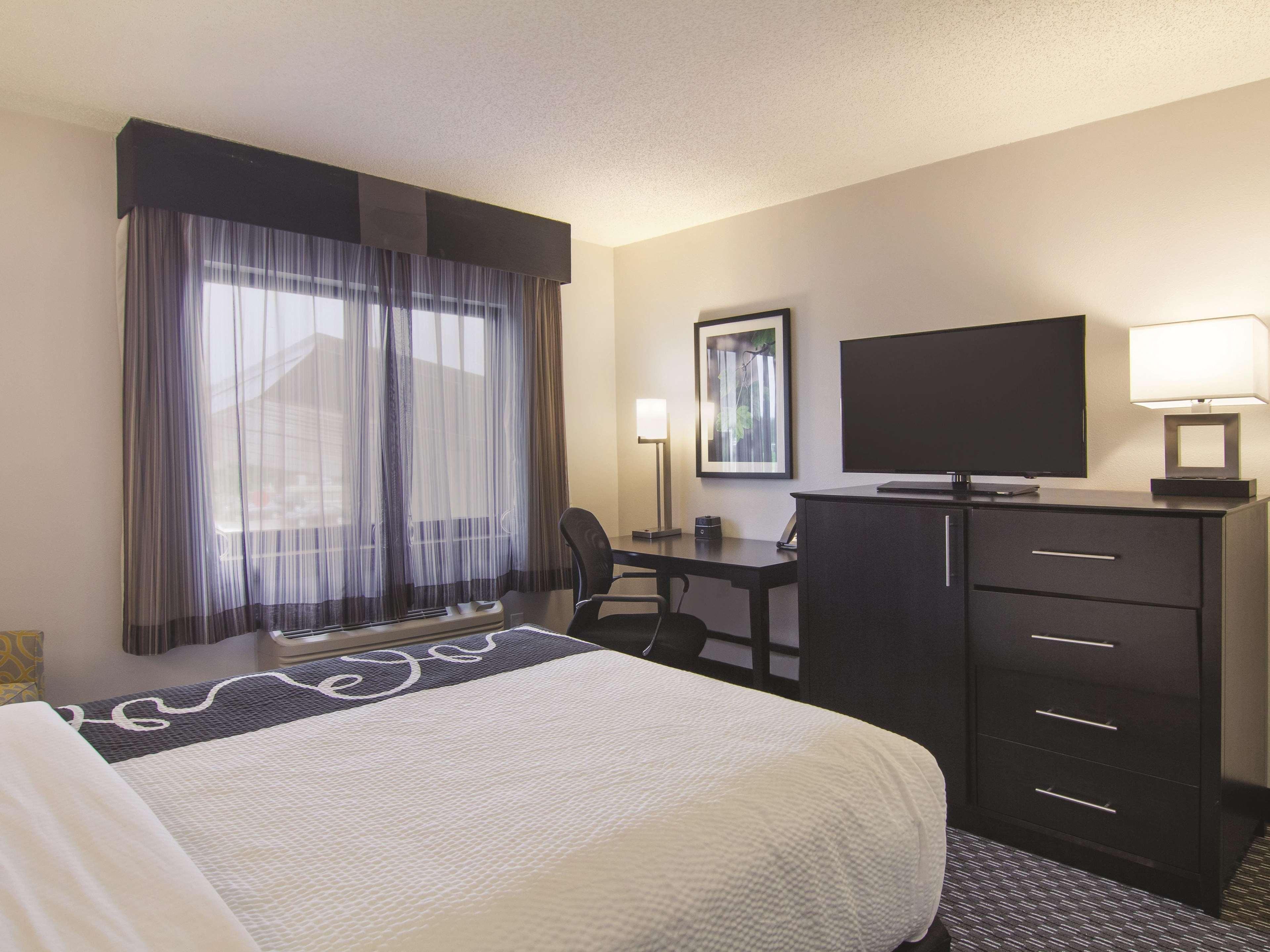 מלון La Quinta By Wyndham Cleveland - Airport North מראה חיצוני תמונה