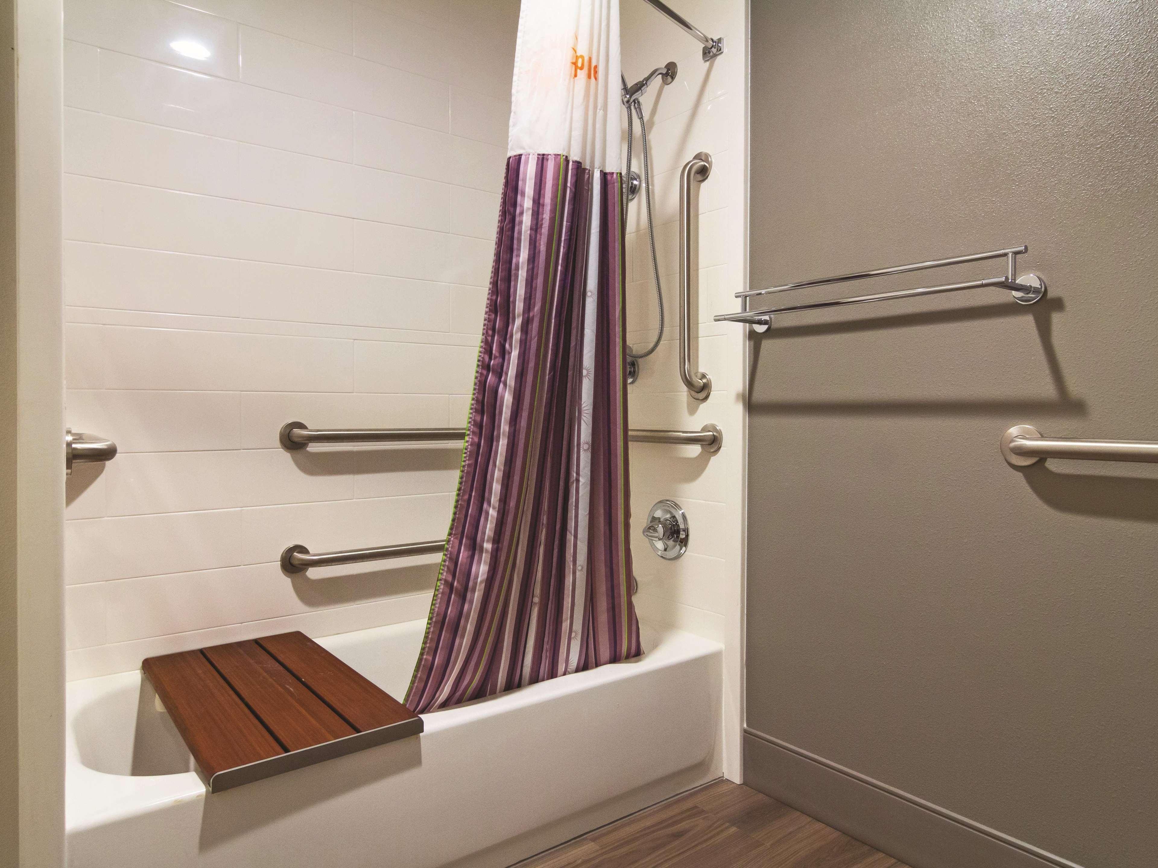מלון La Quinta By Wyndham Cleveland - Airport North מראה חיצוני תמונה