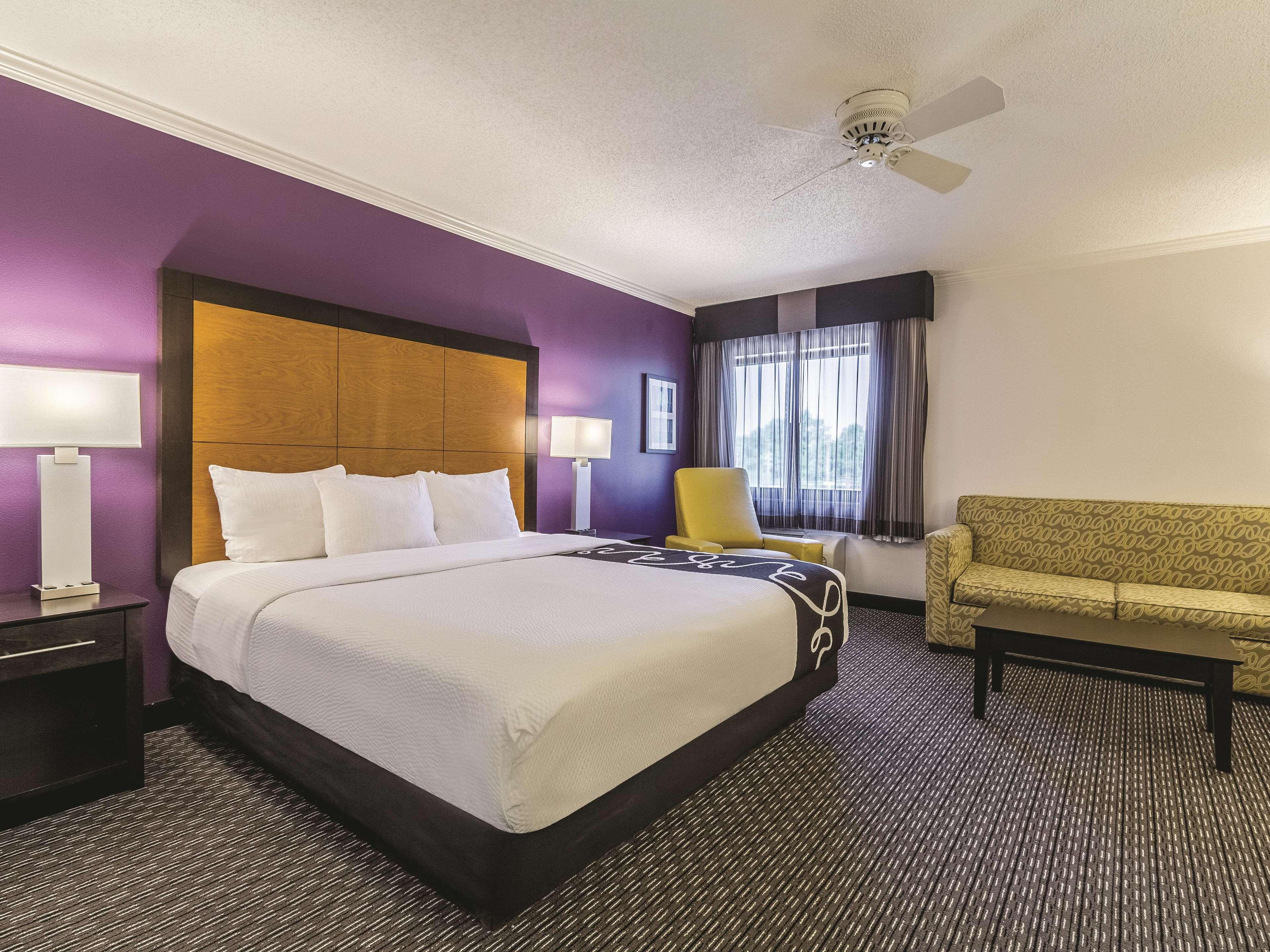 מלון La Quinta By Wyndham Cleveland - Airport North מראה חיצוני תמונה