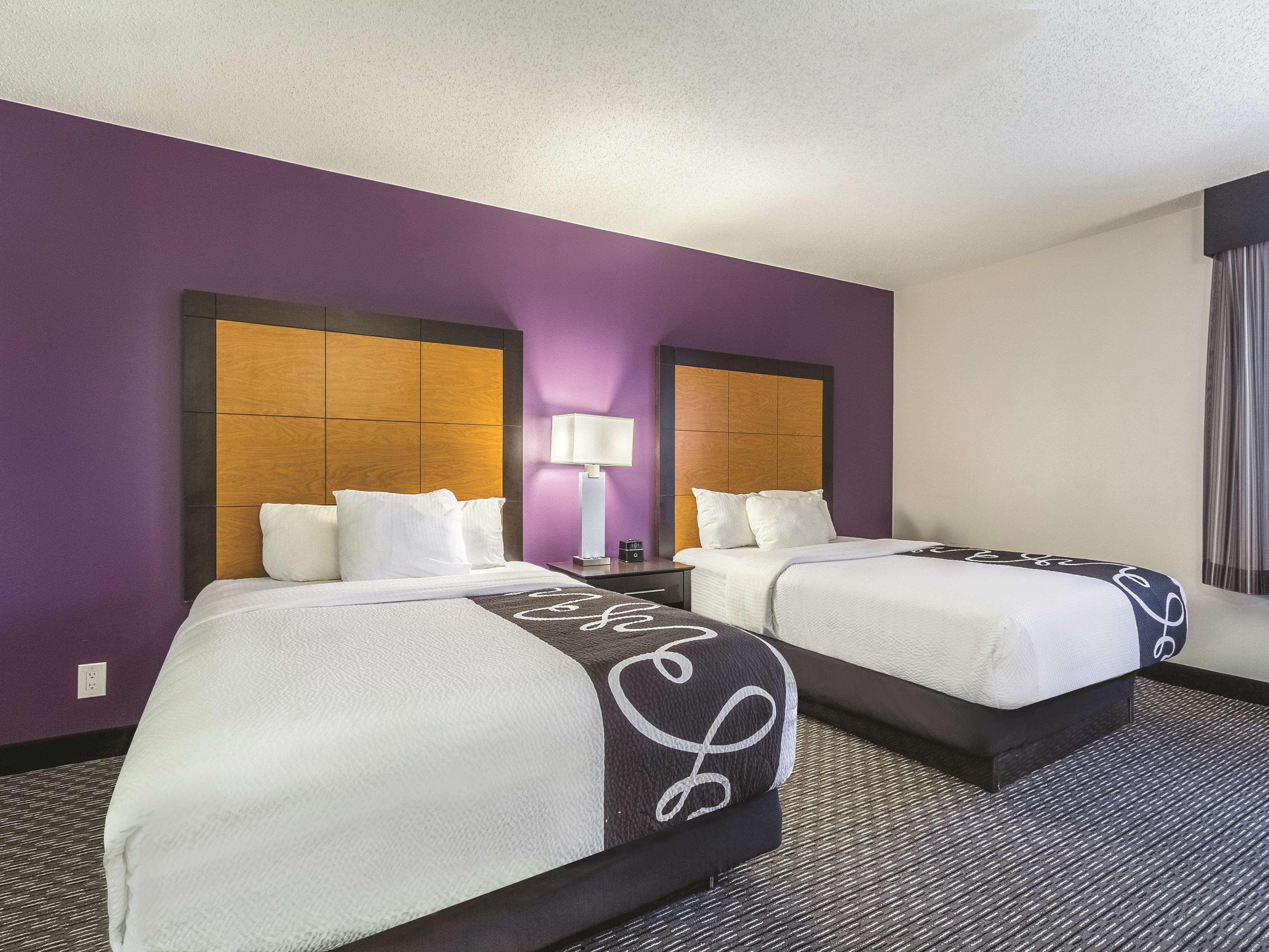 מלון La Quinta By Wyndham Cleveland - Airport North מראה חיצוני תמונה