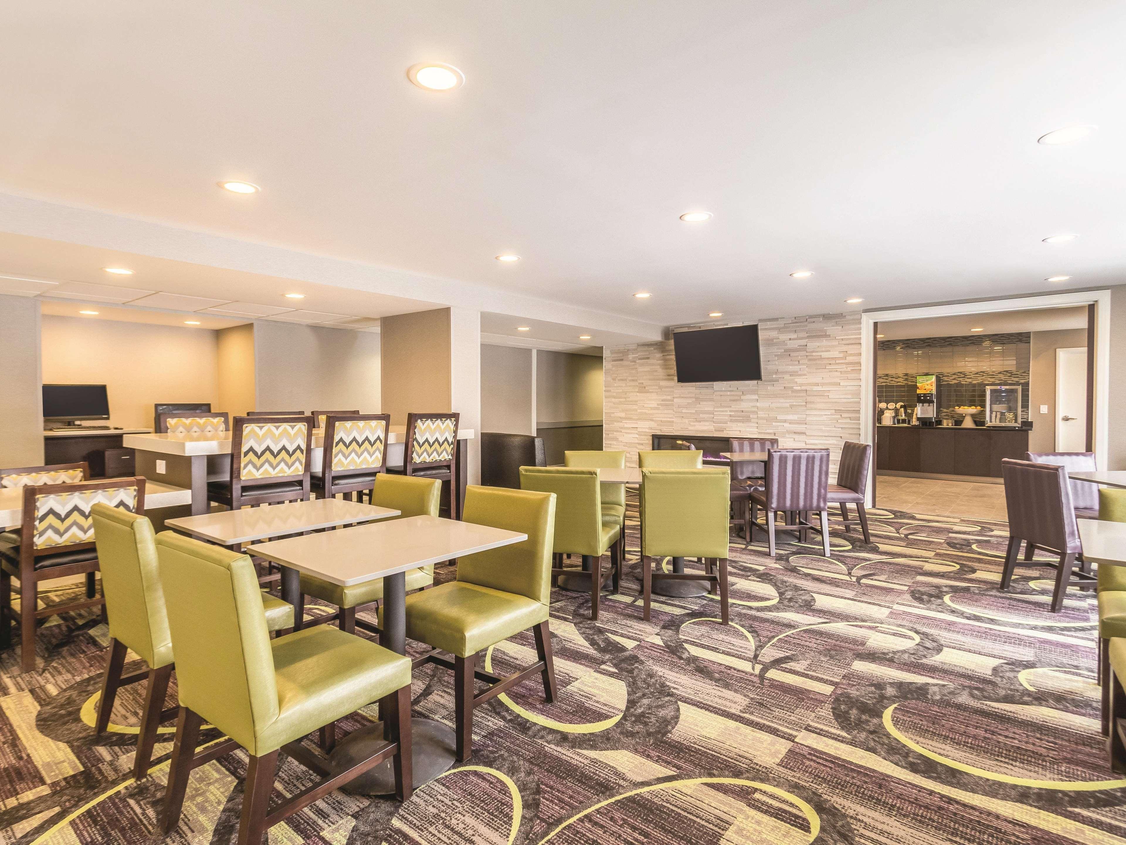 מלון La Quinta By Wyndham Cleveland - Airport North מראה חיצוני תמונה