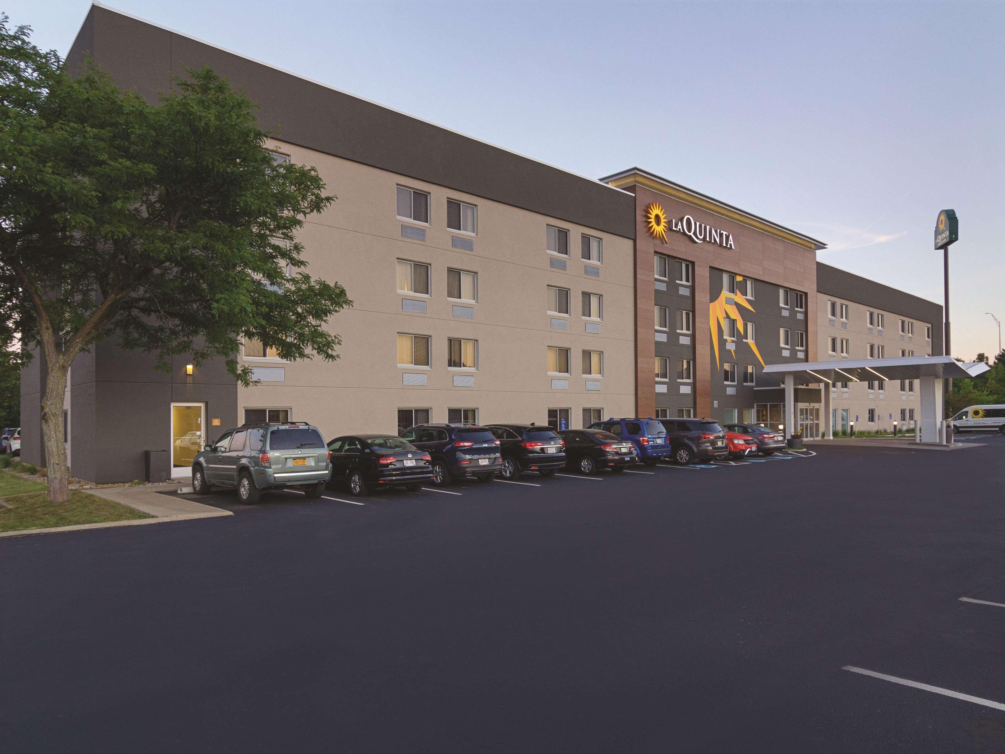 מלון La Quinta By Wyndham Cleveland - Airport North מראה חיצוני תמונה