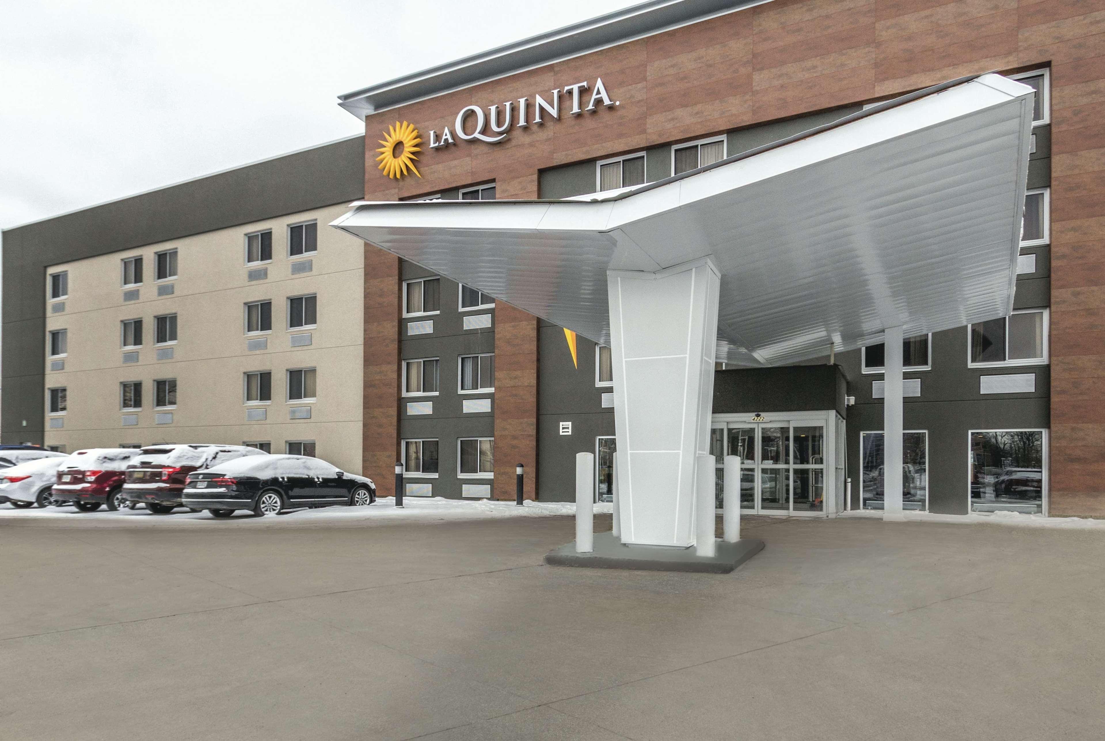 מלון La Quinta By Wyndham Cleveland - Airport North מראה חיצוני תמונה