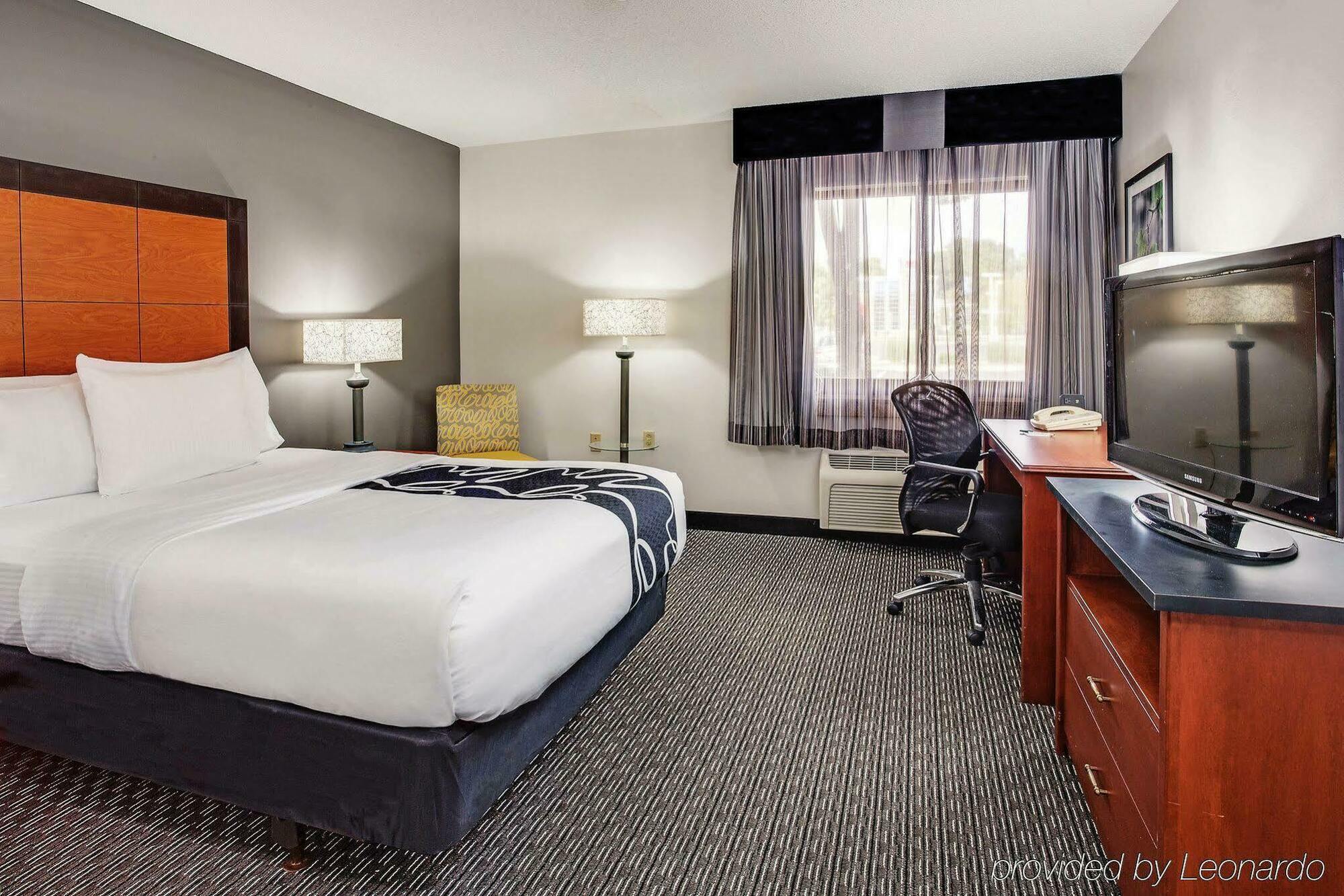 מלון La Quinta By Wyndham Cleveland - Airport North מראה חיצוני תמונה